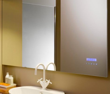Dotykové zrcadlo od Stocco přehrává MP3 1