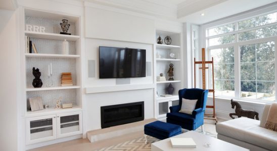 Dokonalé spojení krbu s televizí 9