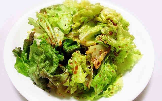 Jarní saláty – první jarní zelenina ze zahrádky 1
