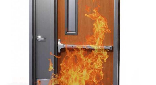 K čemu slouží požární dveře? 7