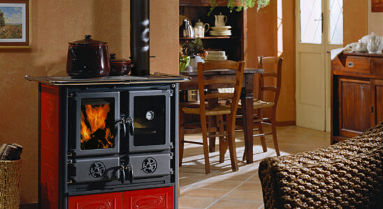 Jak daleko je kouřovod od zdi? 4