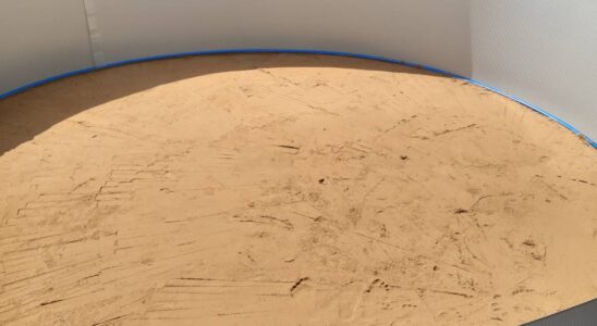 Kolik cm písku pod bazén? 3