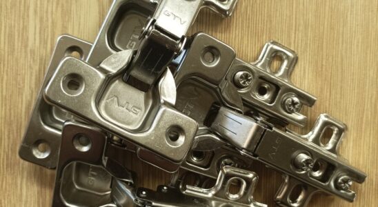 Co je to nábytkový závěs naložený? 2